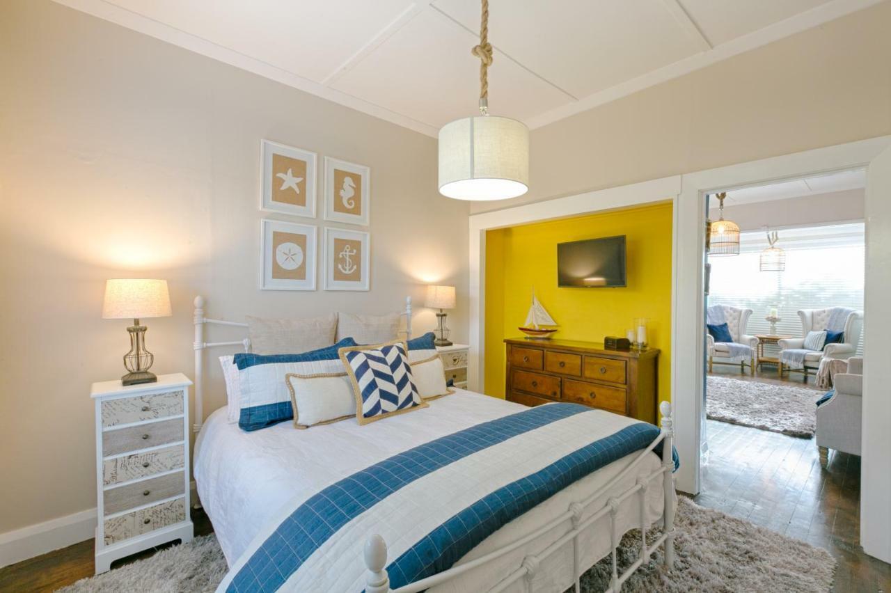 Quarterdeck Apartment Oamaru Exterior photo